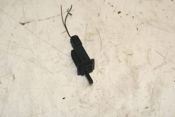 2001 LAND ROVER DISCOVERY 2 TD5. BONNET OPEN SENSOR