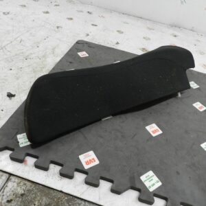 (133) 2005 TOYOTA AVENSIS. REAR SEAT SIDE BOLSTER