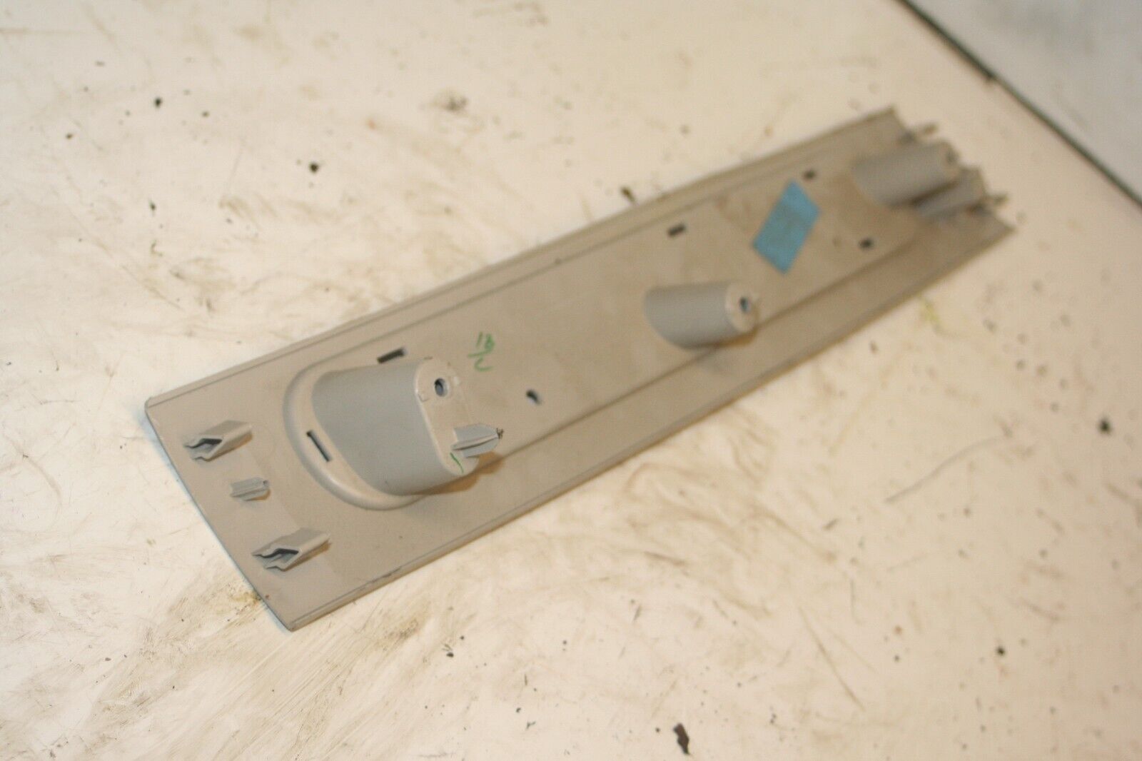 2011 FORD S MAX TITANIUM ECOBOOST. PLASTIC TRIM - Image 3