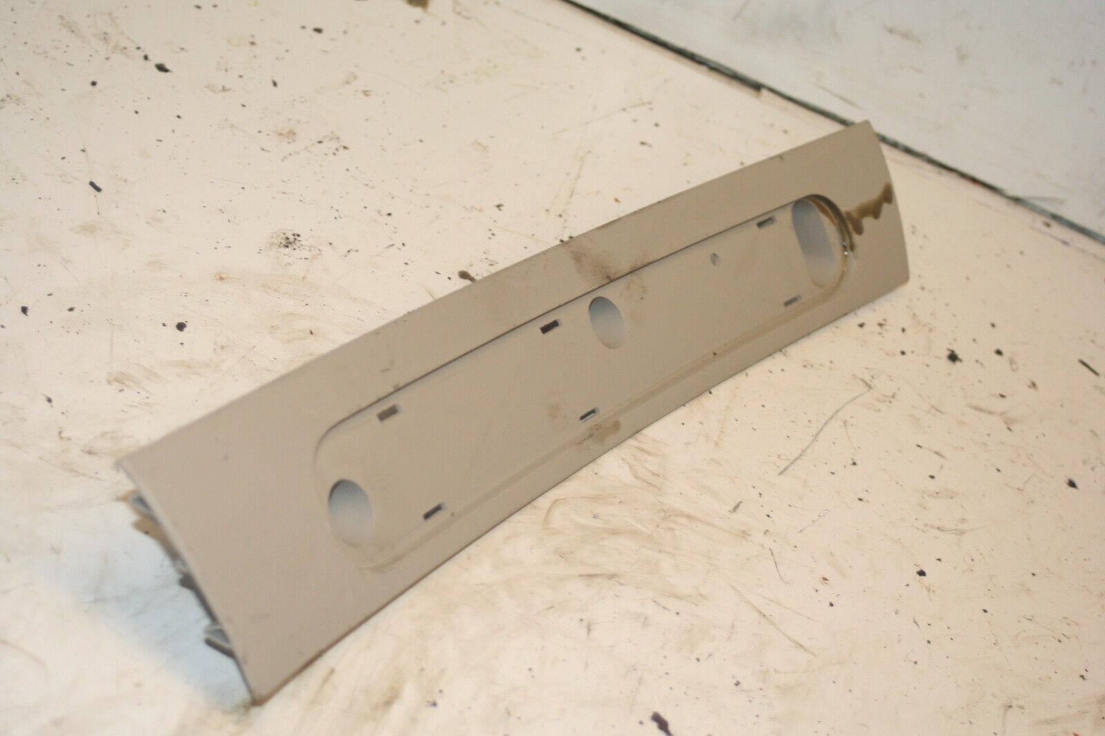 2011 FORD S MAX TITANIUM ECOBOOST. PLASTIC TRIM - Image 4