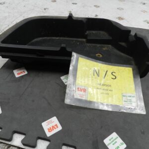 (133) 2005 TOYOTA AVENSIS. PASSENGER SIDE BOOT POCKET TRIM