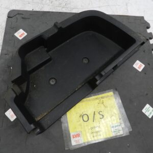 (133) 2005 TOYOTA AVENSIS. DRIVER SIDE BOOT POCKET TRIM