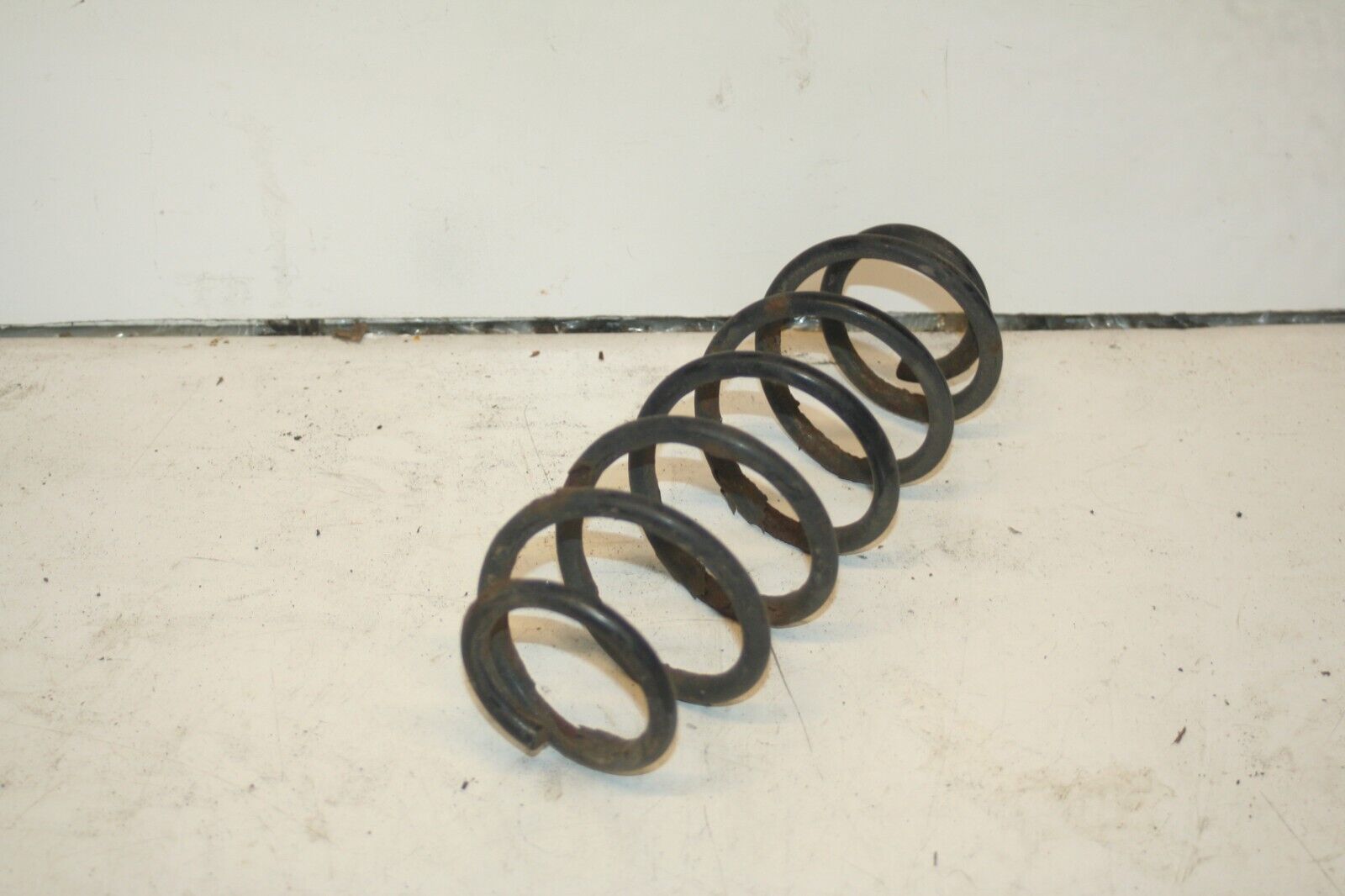 2010 CITROEN DS3. REAR SUSPENSION SPRING