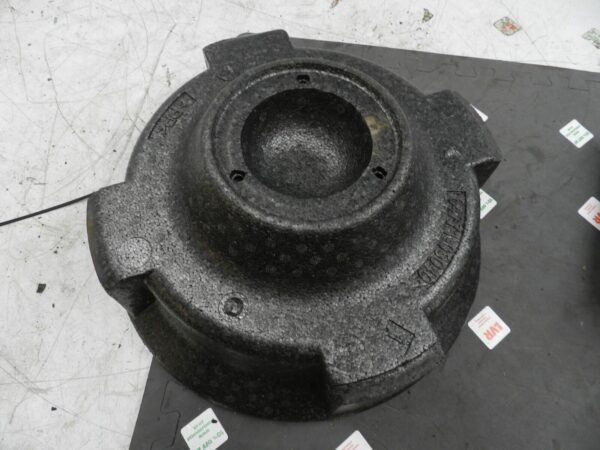 (133) 2005 TOYOTA AVENSIS. EMERGANCY TOOL HOUSING INSERT FOAM BOOT TRIM - Image 2
