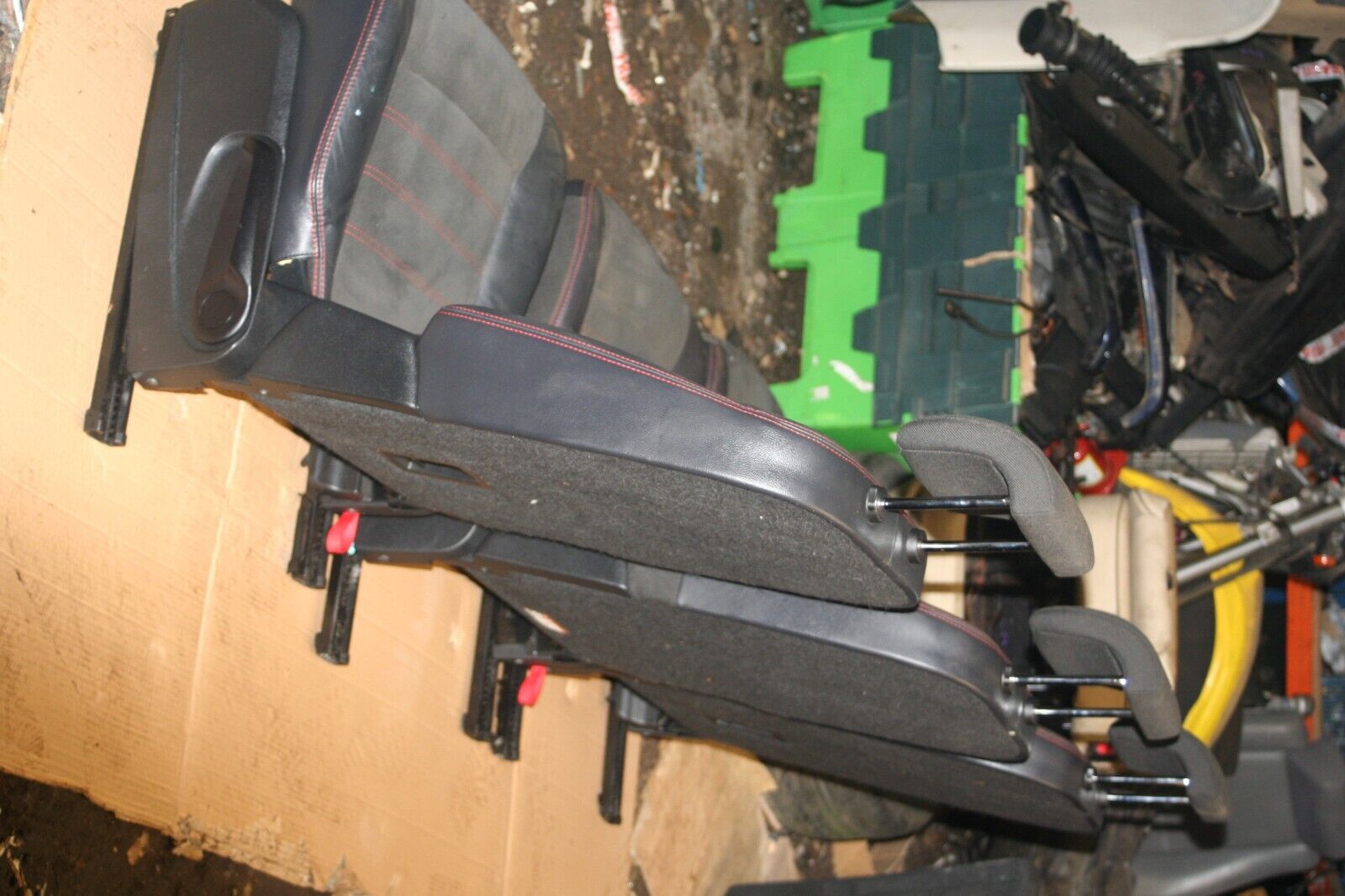 2011 FORD S MAX TITANIUM ECOBOOST. FULL SET HALF LEATHER SEATS - Image 14