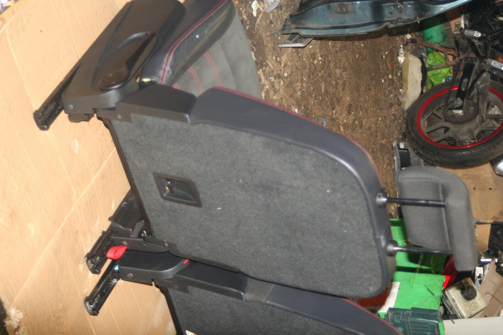 2011 FORD S MAX TITANIUM ECOBOOST. FULL SET HALF LEATHER SEATS - Image 17