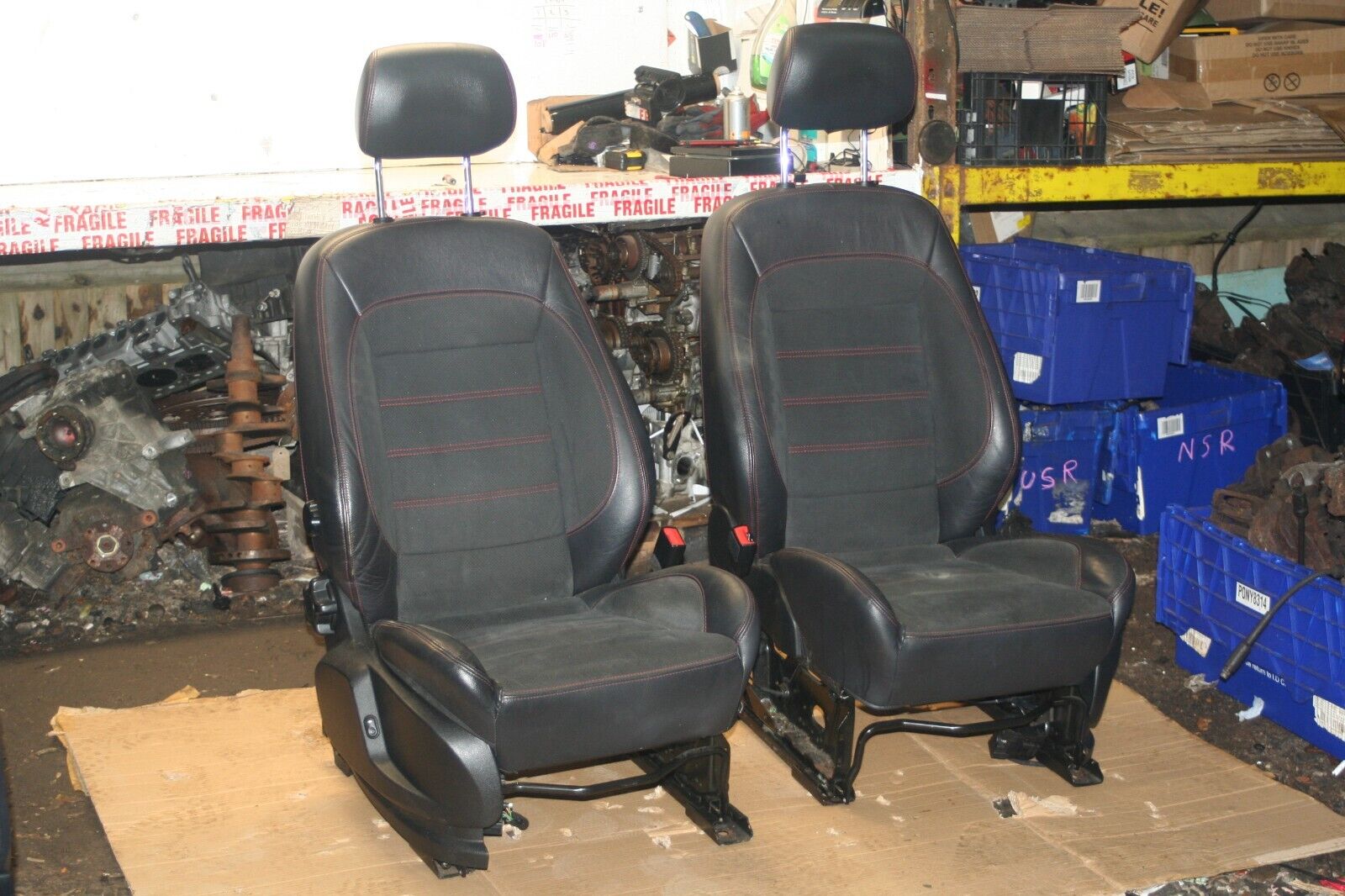 2011 FORD S MAX TITANIUM ECOBOOST. FULL SET HALF LEATHER SEATS - Image 20