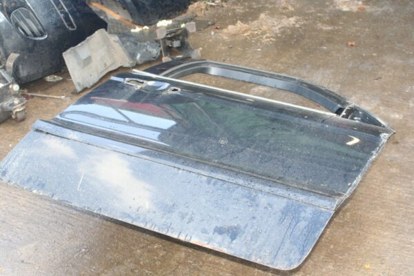 2011 FORD S MAX TITANIUM ECOBOOST. DRIVER SIDE FRONT DOOR SHELL IN BLACK