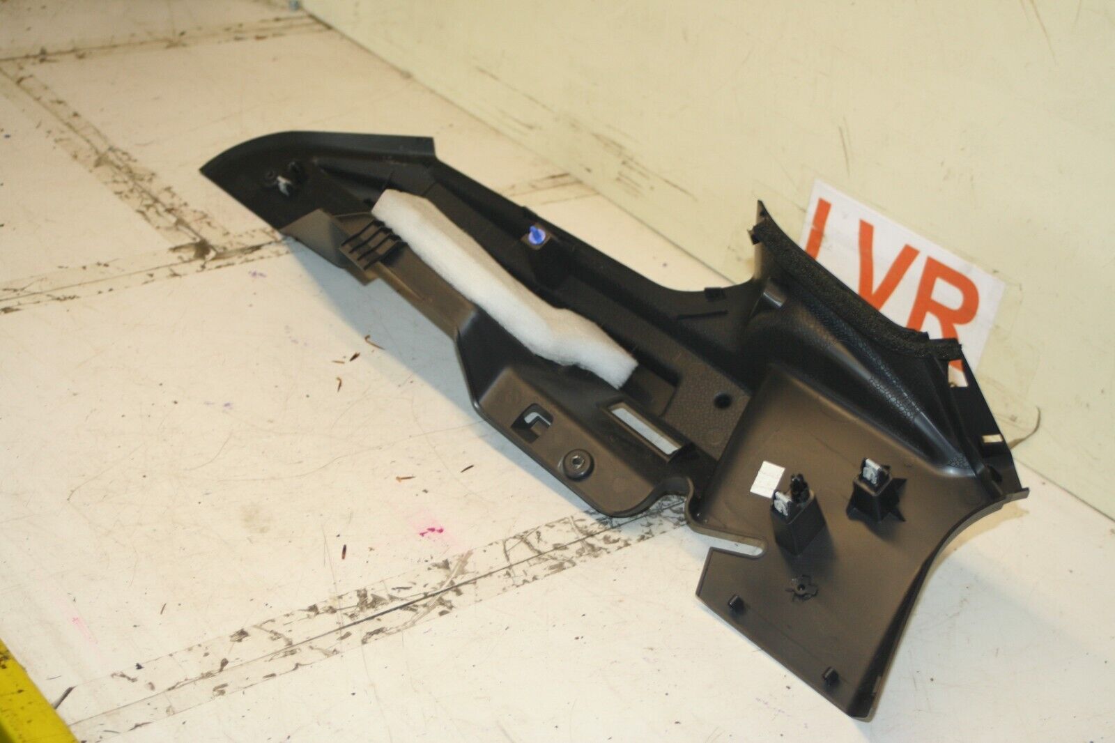 (6B) 2013 FORD FOCUS 1.0 ECOBOOST. PARCEL SHELF TRIM TAILGATE - Image 3