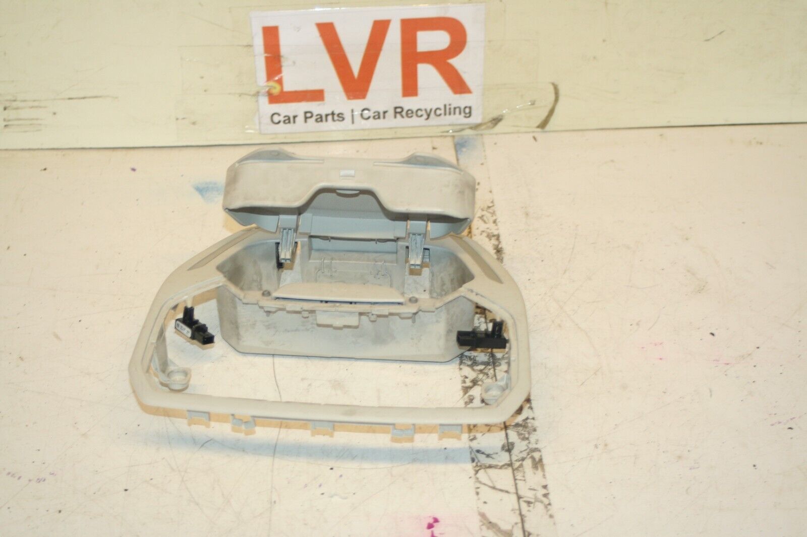 (6B) 2013 FORD FOCUS 1.0 ECOBOOST. ROOF COMPARTMENT SUNGLASSES - Image 2