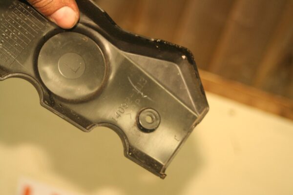 2020 KAWASAKI NINJA 125 CC. 36014 14092 1113 LOWER FRAME COVER - Image 3