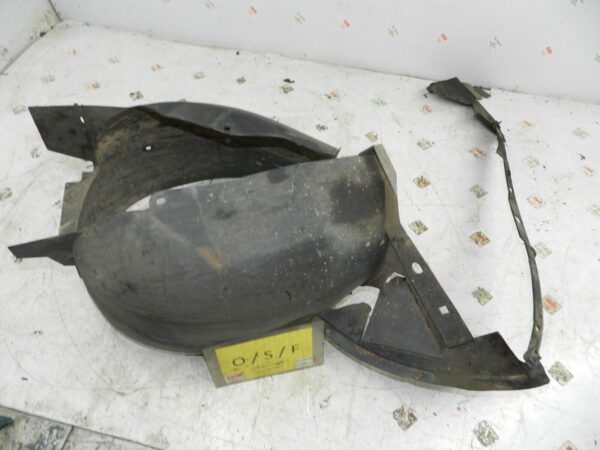 (135) 2003 CITROEN C3 PLURIEL CONVERTIBLE. DRIVER FRONT WHEEL ARCH LINER - Image 2