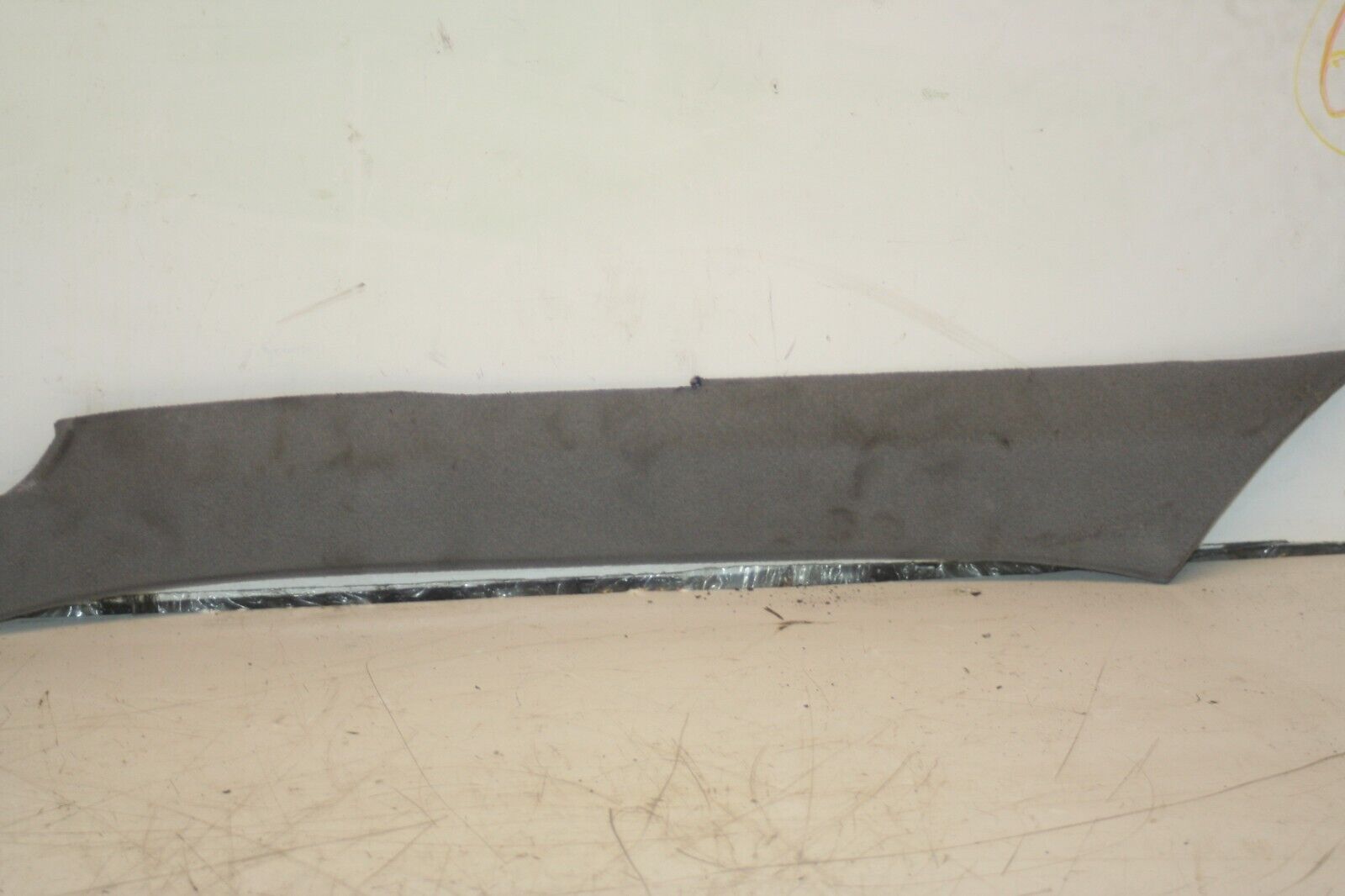 2000 MERCEDES C CLASS W202. PASSENGER SIDE A PILLAR TRIM