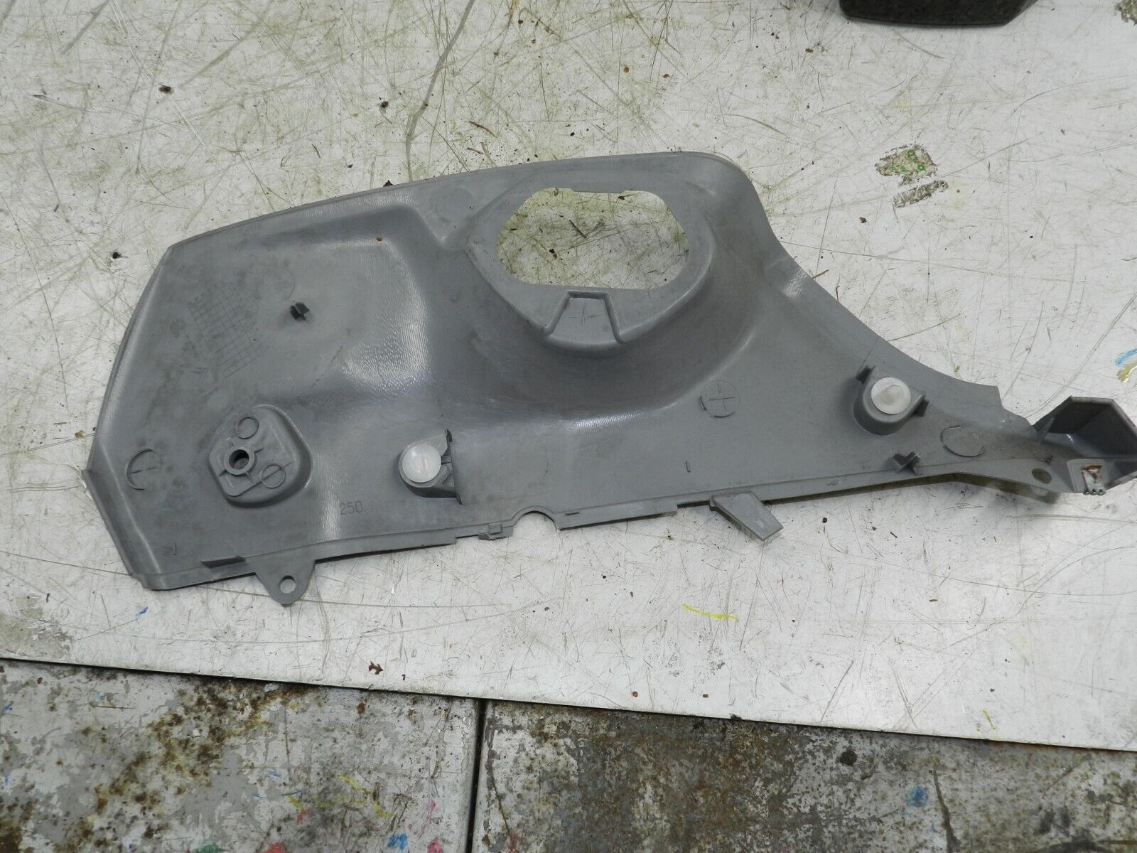 (135) 2003 CITROEN C3 PLURIEL CONVERTIBLE. BOOT TRIM SIDE PANEL - Image 2