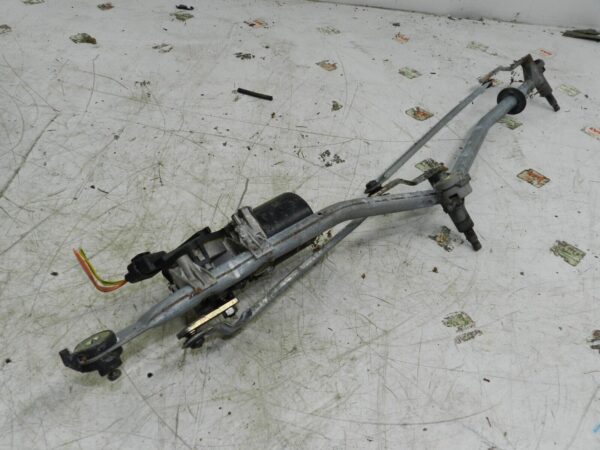 (135) 2003 CITROEN C3 PLURIEL CONVERTIBLE. FRONT WIPER MOTOR AND LINKAGE - Image 2