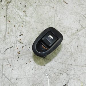 (135) 2003 CITROEN C3 PLURIEL CONVERTIBLE. WINDOW SWITCH