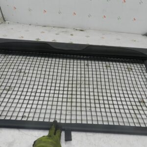 (131) 2002 MERCEDES BENZ E CLASS EST W210. BOOT CARPET PARCEL SHELF LOAD COVER