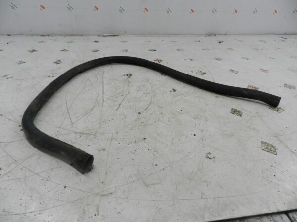 1993 FORD GRANADA DORCHESTER. BONNET RUBBER TRIM SEAL