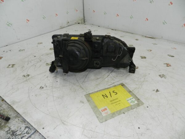 1993 FORD GRANADA DORCHESTER. PASSENGER SIDE HEAD LIGHT - Image 3