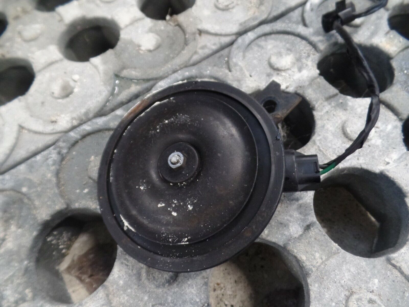 2010 MK2 2.2 CRDi Hyundai Santa Fe - Horn Siren (Single) - Image 3