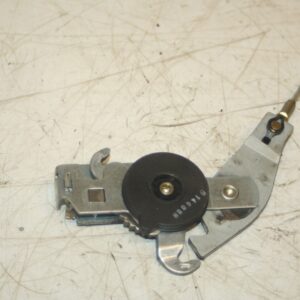 2000 MERCEDES C CLASS W202. HANDBRAKE RATCHET BALANCE MECHANISM