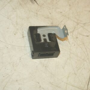 (99) TOYOTA RAV 4 3 DOOR. 88650-42130 AIR CON RELAY CONTROL MODULE