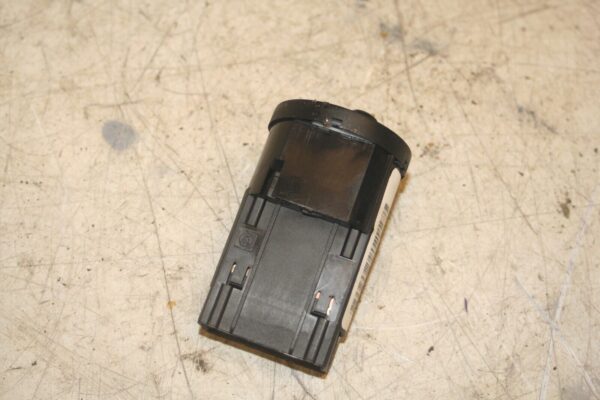 2004 VOLKSWAGEN CONVERTIBLE BEETLE 1.8T. HEADLIGHT SWITCH - Image 4