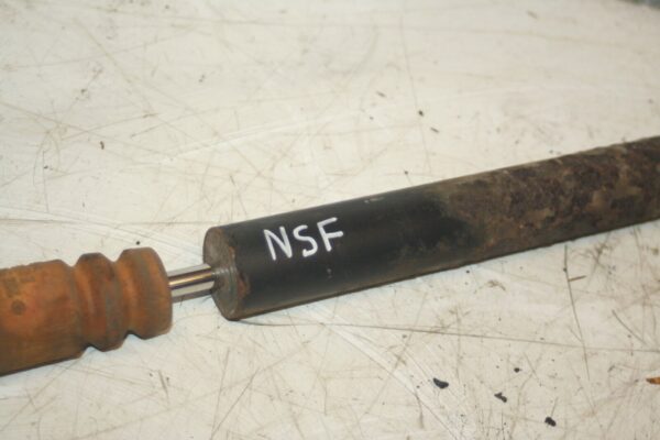2000 MERCEDES C CLASS W202. PASSENGER SIDE FRONT SHOCK ABSORBER - Image 2
