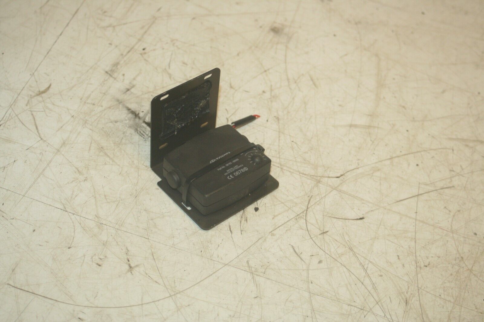 (99) TOYOTA RAV 4 3 DOOR. 08192 00920 TV55 UNIT ALARM CONTROL
