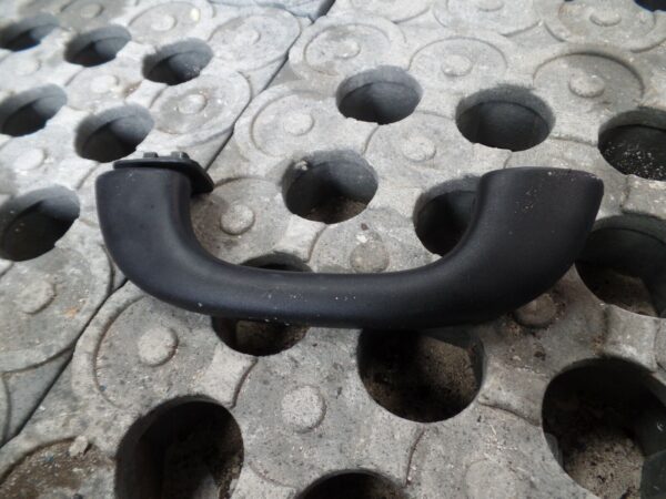 Citroen DS3 2015/16 1.2T Passenger or Drivers Front Grab Handle 9681334080