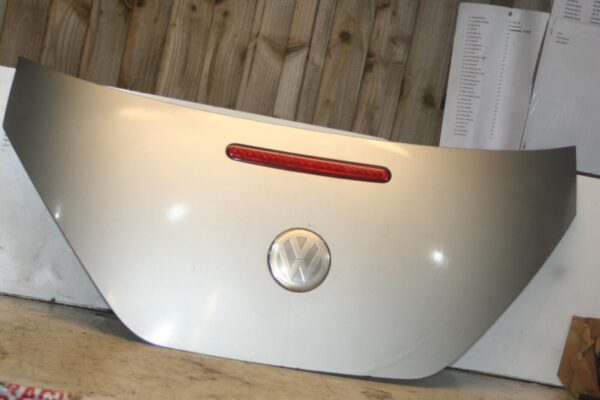 2004 VOLKSWAGEN CONVERTIBLE BEETLE 1.8T. BOOT LID TAILGATE IN SILVER