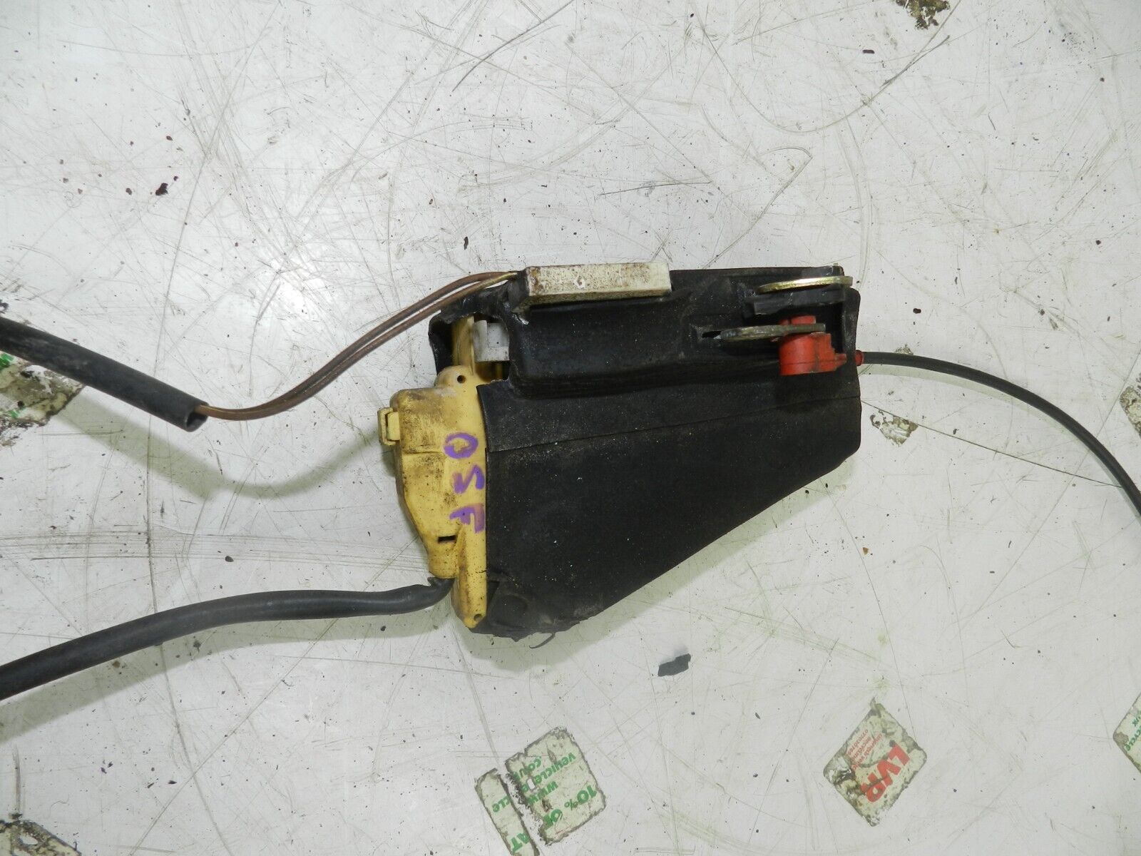 1993 FORD GRANADA DORCHESTER. DRIVER SIDE FRONT DOOR LOCK MOTOR MECHANISM - Image 2