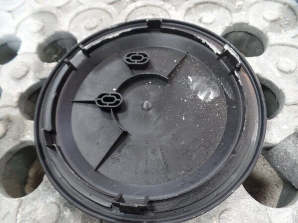 Citroen DS3 2015/16 1.2T Fuel Pump Sender Access Cover 9635859280 - Image 2