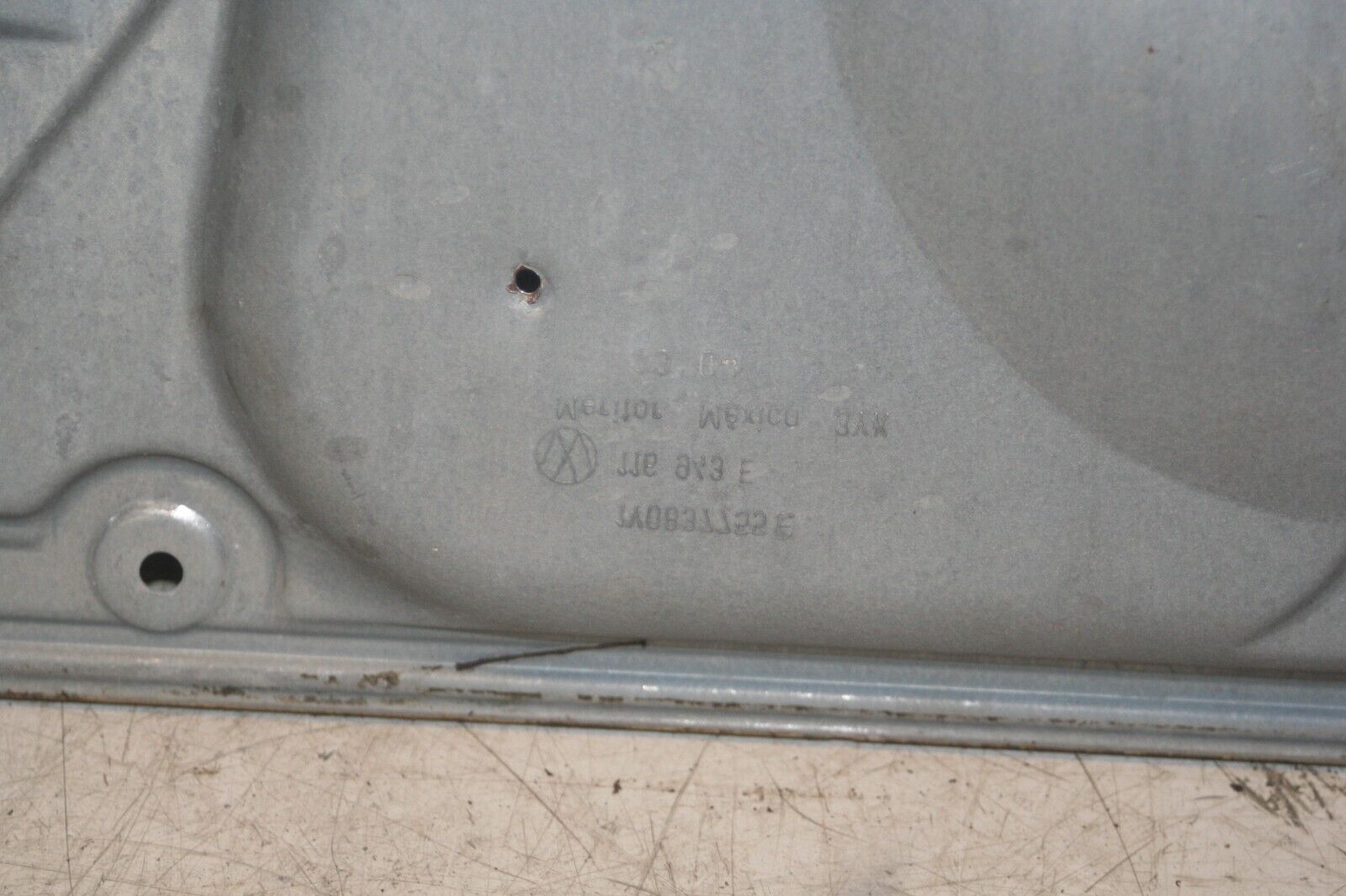 2004 VOLKSWAGEN CONVERTIBLE BEETLE 1.8T. PASSENGER SIDE DOOR PANEL - Image 5