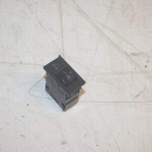 (99) TOYOTA RAV 4 3 DOOR. HEADLIGHT ADJUSTER HEIGHT