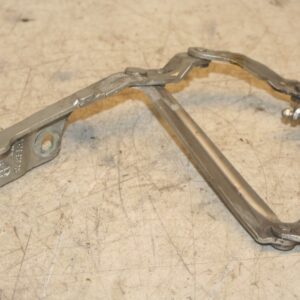 2004 VOLKSWAGEN CONVERTIBLE BEETLE 1.8T. BONNET HINGE