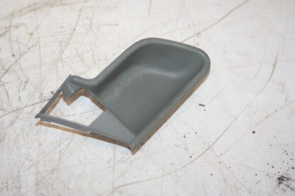 2000 MERCEDES C CLASS W202. DOOR HANDLE SURROUND DRIVER SIDE FRONT - Image 2