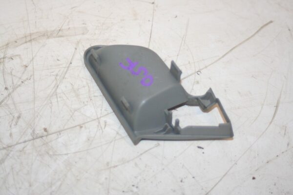 2000 MERCEDES C CLASS W202. DOOR HANDLE SURROUND DRIVER SIDE FRONT - Image 4