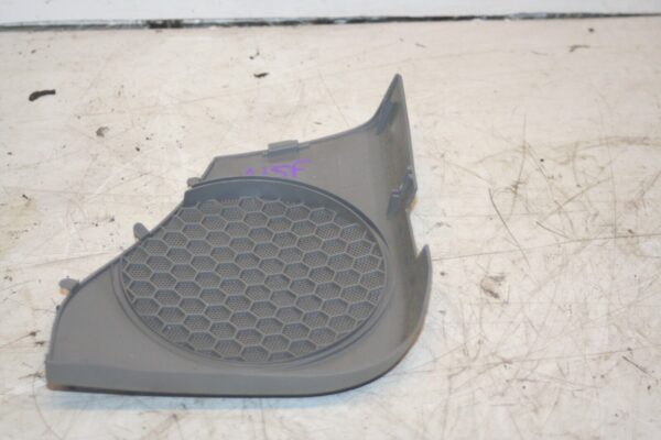 2000 MERCEDES C CLASS W202. PASSENGER SIDE FRONT SPEAKER GRILLE - Image 3