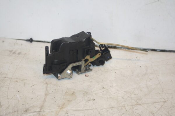 2000 MERCEDES C CLASS W202. DRIVER SIDE REAR DOOR LOCK MOTOR