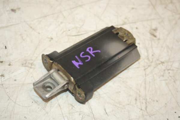 2000 MERCEDES C CLASS W202. DRIVER SIDE REAR DOOR STAY CHECK STRAP