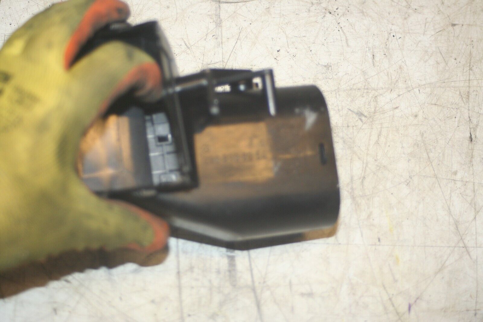 2005 MERCEDES S CLASS W220. AIR VENT DUCT 2208300254 - Image 7