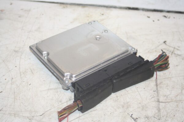 2005 MERCEDES S CLASS W220. A6481502479 ENGINE CONTROL ECU MODULE - Image 2