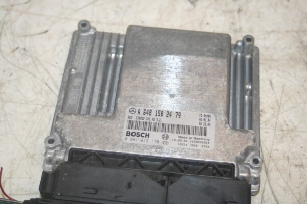 2005 MERCEDES S CLASS W220. A6481502479 ENGINE CONTROL ECU MODULE - Image 4
