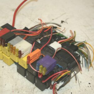 2005 MERCEDES S CLASS W220. FUSE BOX BOARD RELAYS HOUSING SAM A035459432
