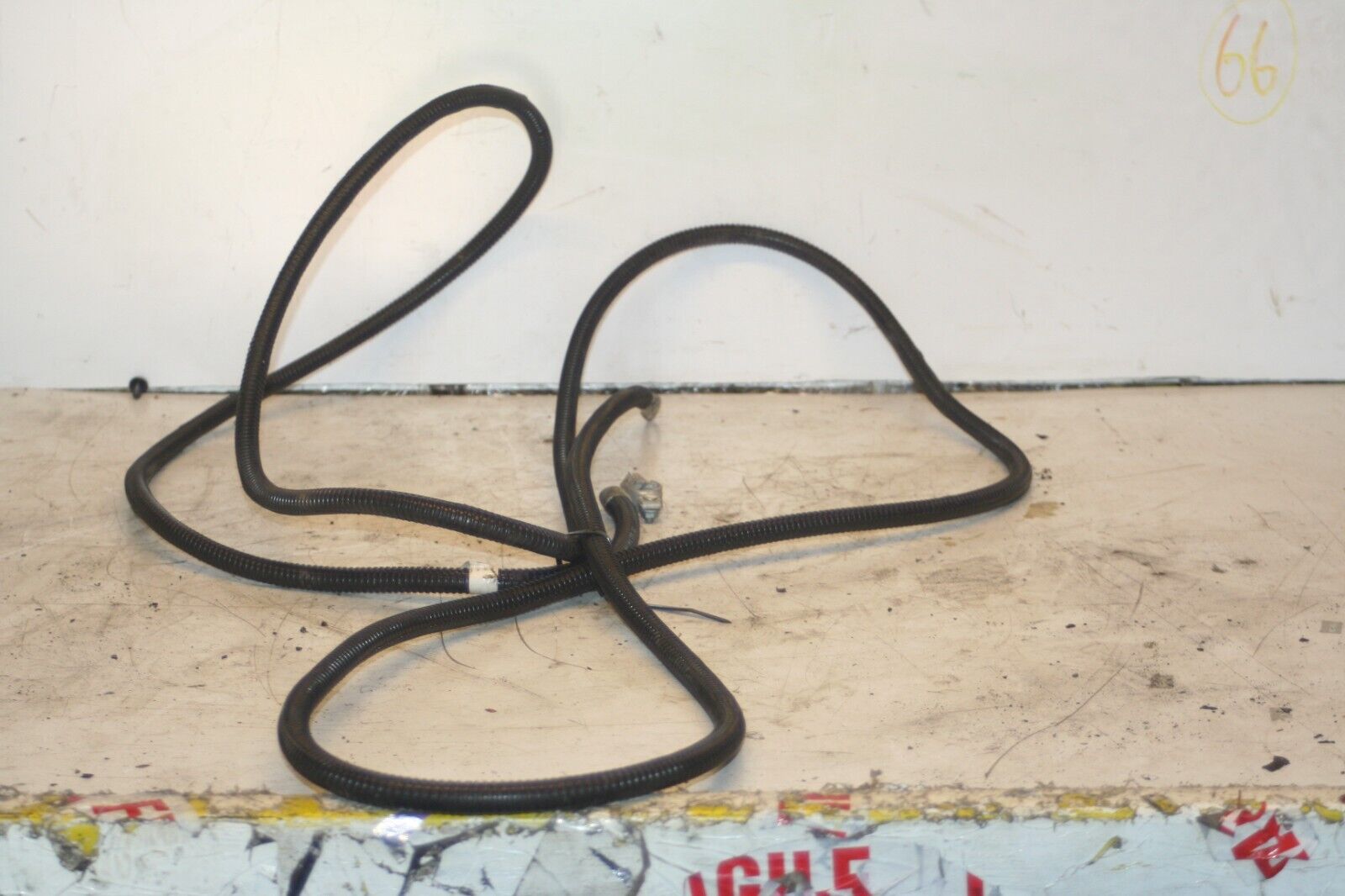 2000 MERCEDES C CLASS W202. BATTERY TERMINAL POSITIVE CABLE WIRE - Image 3