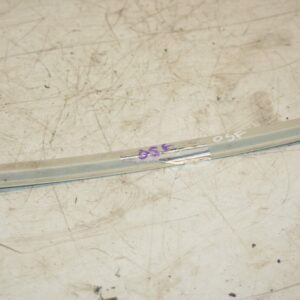 2000 MERCEDES C CLASS W202. DRIVER SIDE FRONT WINDOW RUNNER GUIDE