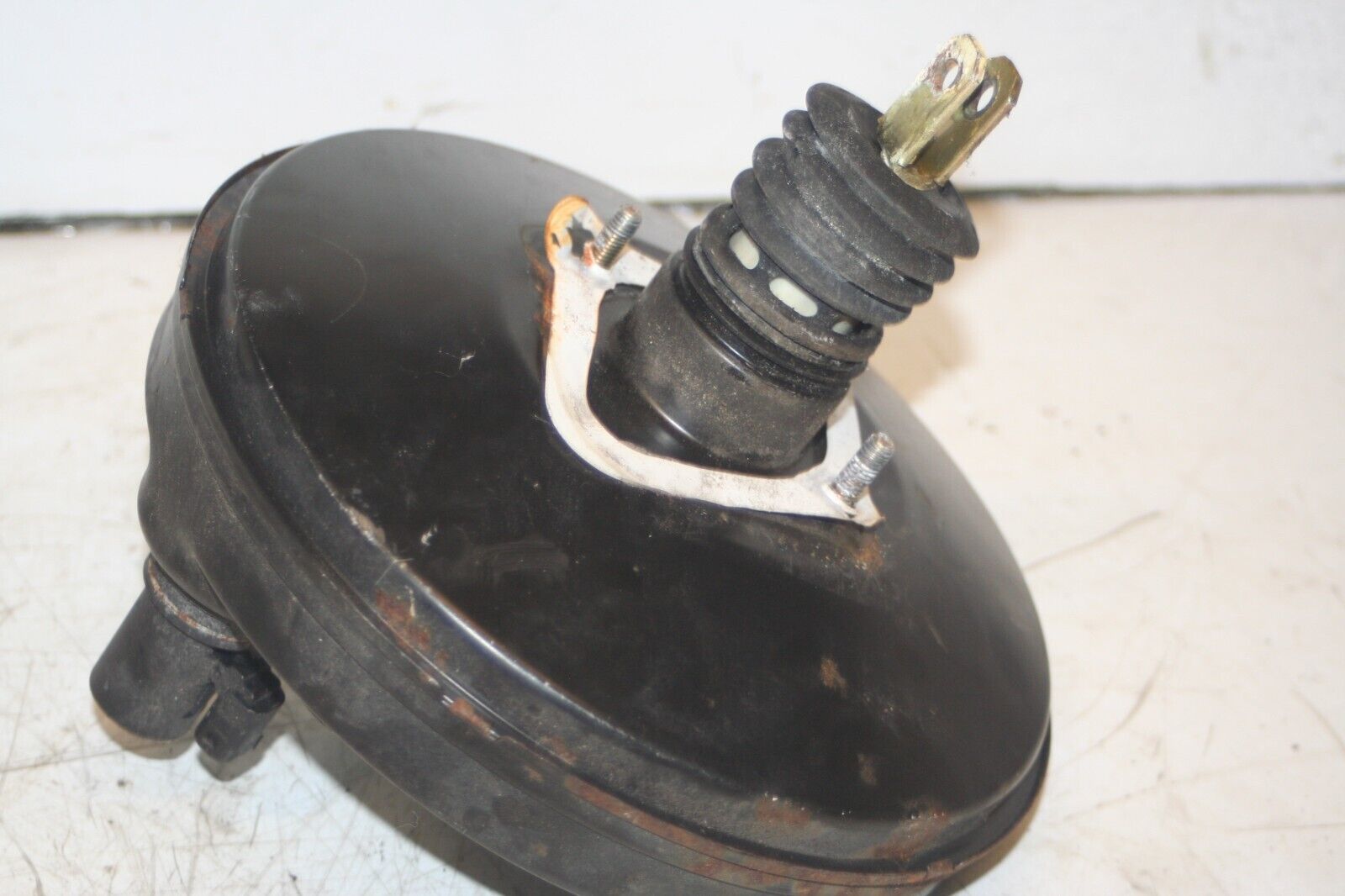 2000 MERCEDES C CLASS W202. BRAKE SERVO BOOSTER A0054301430 - Image 2