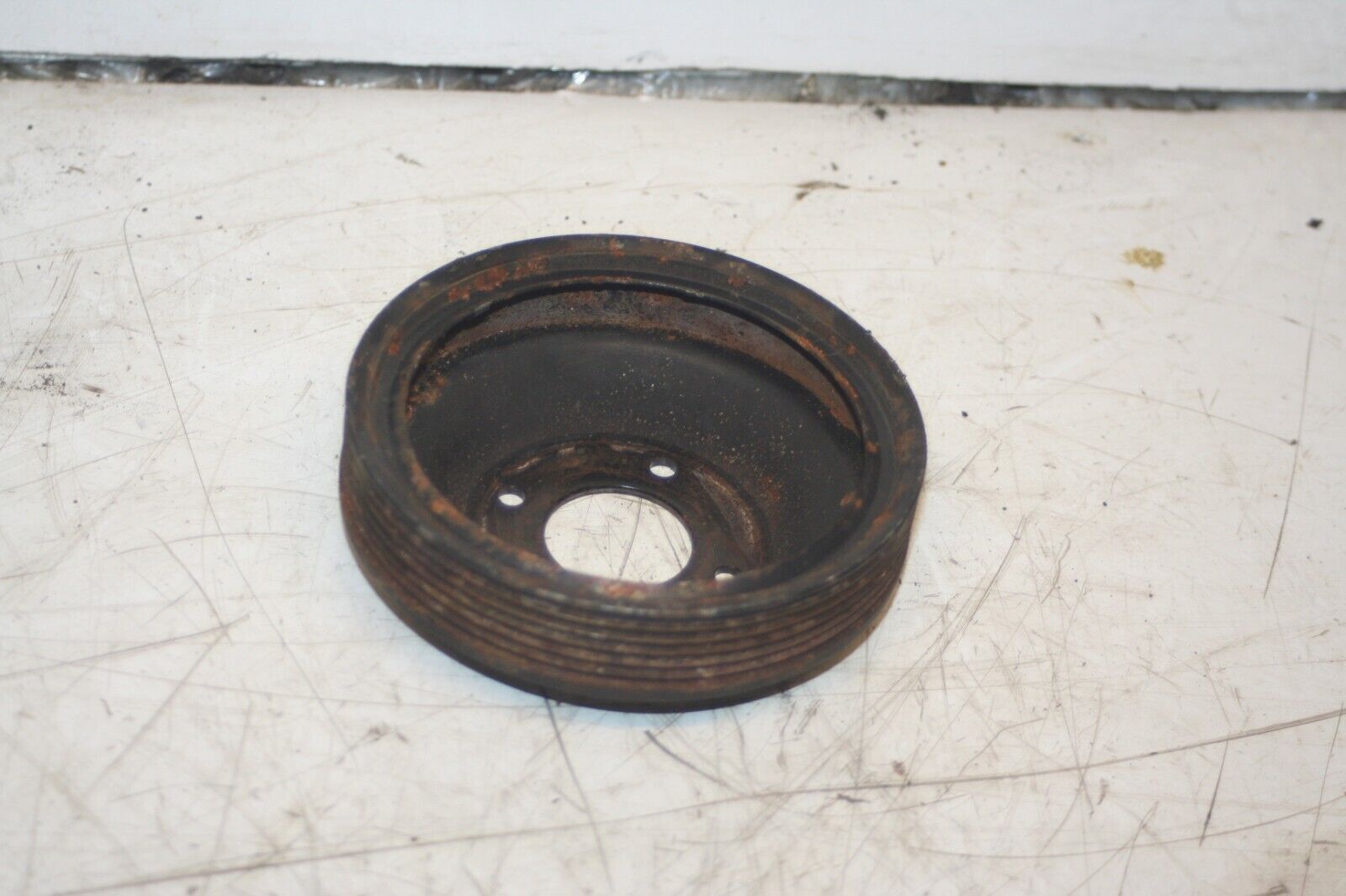 2000 MERCEDES C CLASS W202. PUMP PULLEY - Image 3