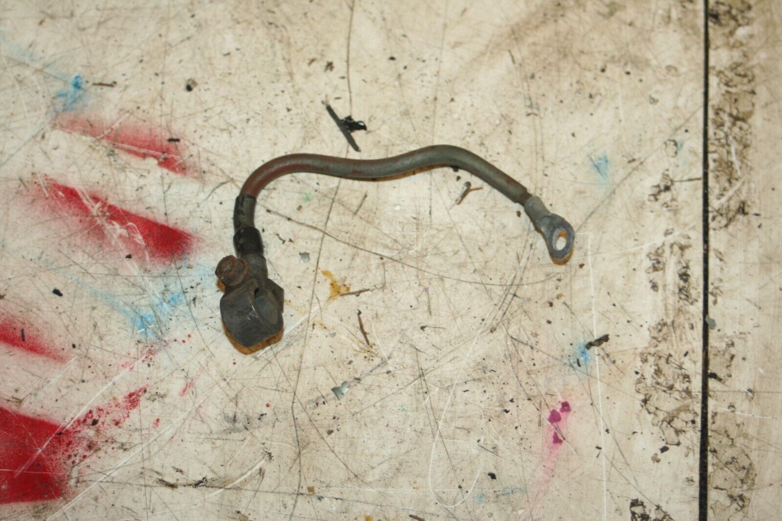 1988 BMW 525 E28. NEGATIVE EARTH CABLE TERMINAL - Image 2